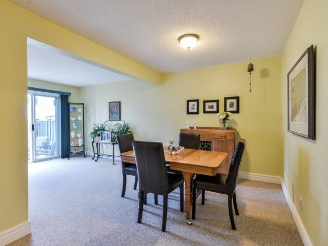 100 - 1020 Central Park Dr, Townhouse with 3 bedrooms, 2 bathrooms and 1 parking in Brampton ON | Image 9