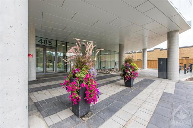 905 - 485 Richmond Road, Condo with 2 bedrooms, 2 bathrooms and 1 parking in Ottawa ON | Image 3