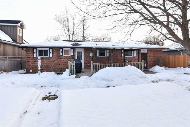 70 Maple Cres, House detached with 3 bedrooms, 2 bathrooms and 3 parking in Orangeville ON | Image 10