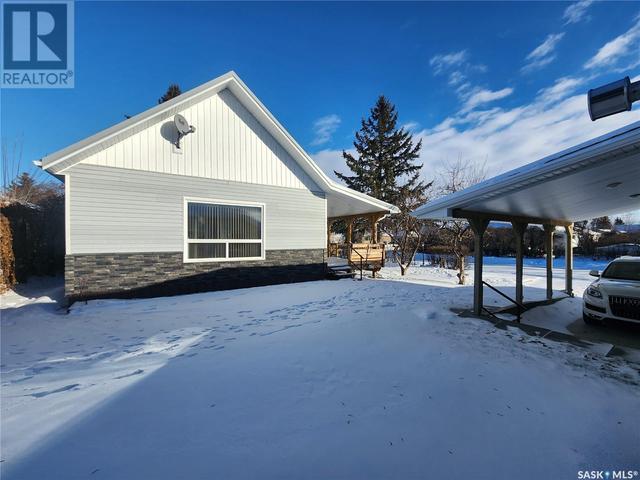 373 3rd Avenue E, House detached with 3 bedrooms, 2 bathrooms and null parking in Melville SK | Image 8