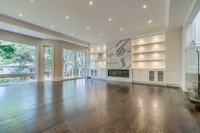 269 Upper Highland Cres, House detached with 4 bedrooms, 7 bathrooms and 6 parking in Toronto ON | Image 2