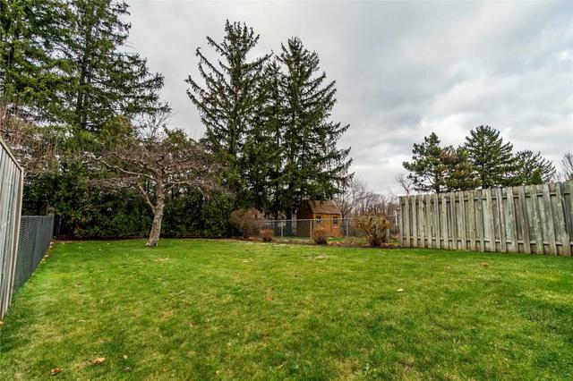 343 Enfield Rd, House semidetached with 3 bedrooms, 1 bathrooms and 3 parking in Burlington ON | Image 11