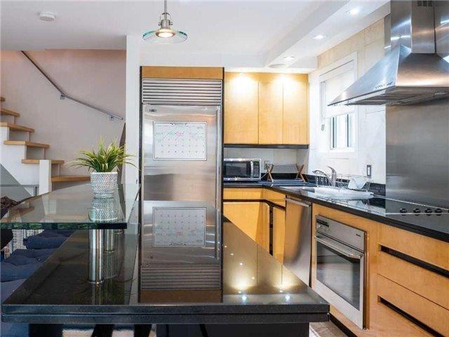 Th#6 - 28 Admiral Rd, Townhouse with 4 bedrooms, 3 bathrooms and 1 parking in Toronto ON | Image 4