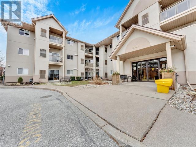 315 - 3000 Sandwich Street, Condo with 1 bedrooms, 1 bathrooms and null parking in Windsor ON | Image 2