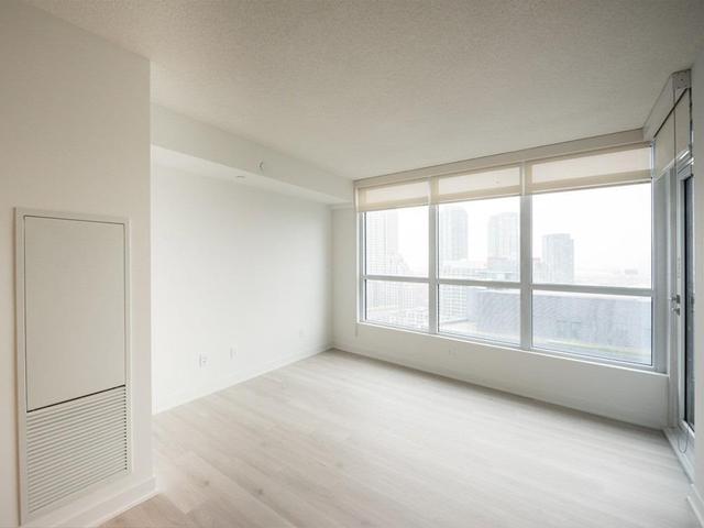 1615 - 80 Queens Wharf Rd, Condo with 1 bedrooms, 1 bathrooms and 0 parking in Toronto ON | Image 5