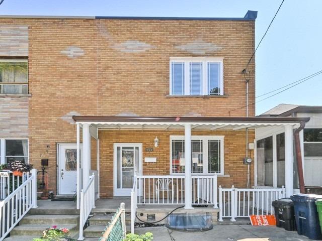 747 Richmond St W, House semidetached with 3 bedrooms, 1 bathrooms and 0 parking in Toronto ON | Image 1