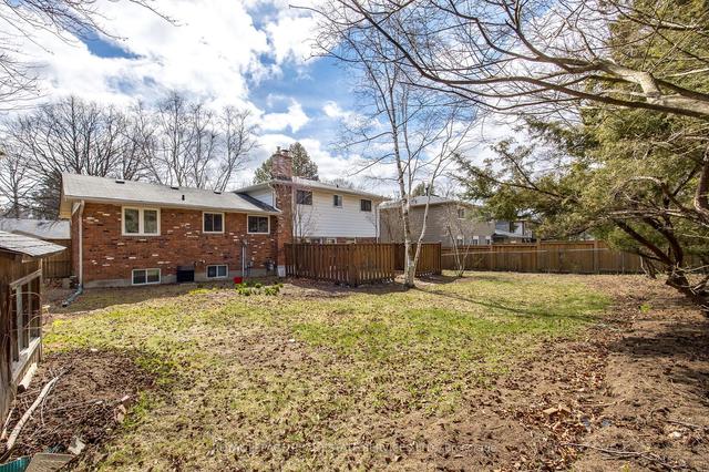 143 Glenview Dr, House detached with 4 bedrooms, 2 bathrooms and 6 parking in Mississauga ON | Image 20