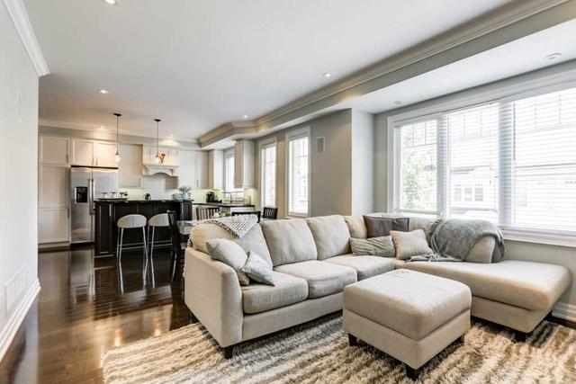 960 Toscana Pl, House attached with 3 bedrooms, 4 bathrooms and 4 parking in Mississauga ON | Image 9