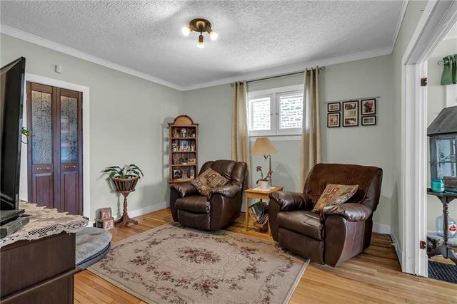 1009 Second Street W, House detached with 3 bedrooms, 1 bathrooms and 4 parking in Cornwall ON | Image 6