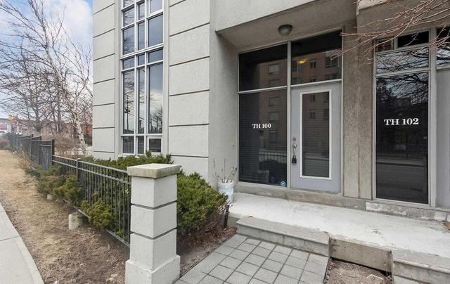Th 100 - 83 Borough Dr, Townhouse with 3 bedrooms, 3 bathrooms and 1 parking in Toronto ON | Image 2