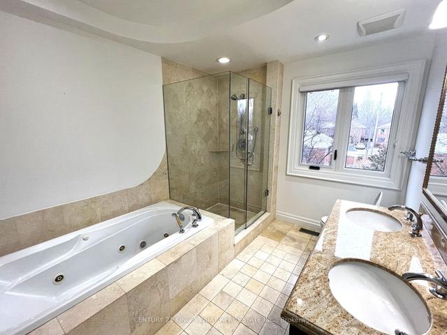 353 Glengarry Ave, House detached with 3 bedrooms, 4 bathrooms and 4 parking in Toronto ON | Image 3
