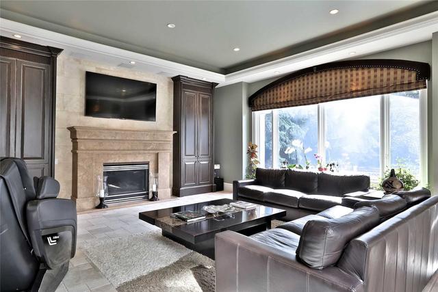 29 Country Lane, House detached with 4 bedrooms, 8 bathrooms and 10 parking in Toronto ON | Image 3