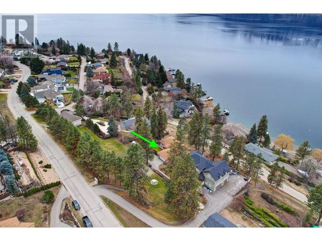 2188 Bennett Road, House detached with 4 bedrooms, 3 bathrooms and 4 parking in Kelowna BC | Image 43