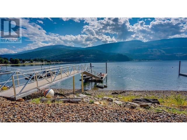339 Coach Road, House detached with 3 bedrooms, 3 bathrooms and 8 parking in Sicamous BC | Image 12