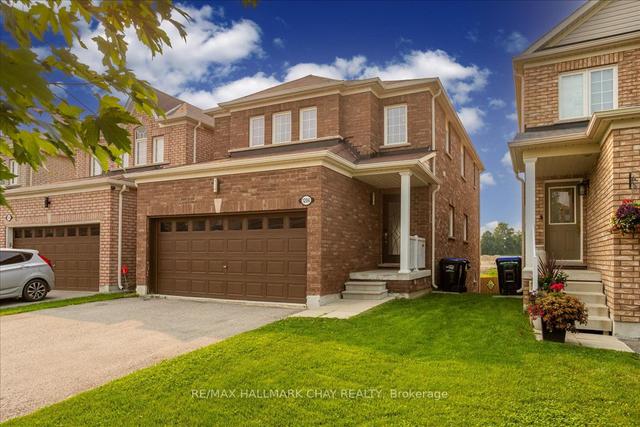 1204 Mary Lou St, House detached with 3 bedrooms, 4 bathrooms and 5 parking in Innisfil ON | Image 12
