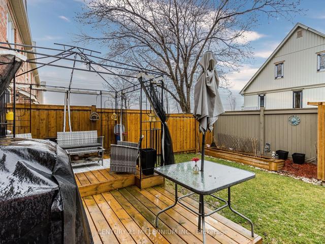 126 Lemieux Crt, House attached with 3 bedrooms, 4 bathrooms and 2 parking in Milton ON | Image 30