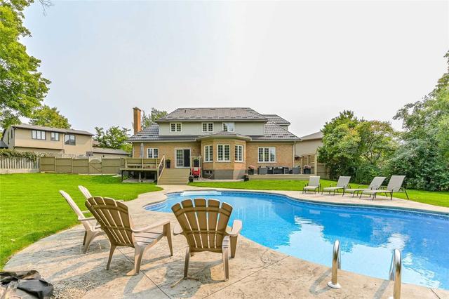 11 Gryphon Pl, House detached with 4 bedrooms, 4 bathrooms and 8 parking in Guelph ON | Image 27