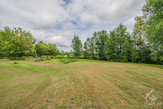 7548 County Rd 21 Road, House detached with 2 bedrooms, 1 bathrooms and 4 parking in Augusta ON | Image 29
