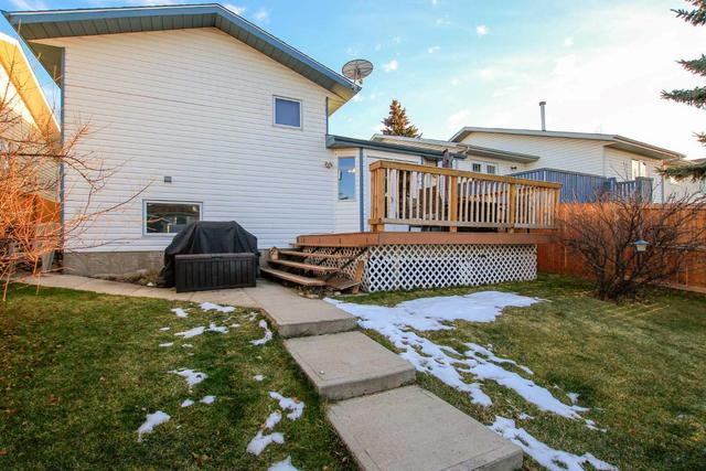18 Eakins Crescent, House detached with 5 bedrooms, 3 bathrooms and 2 parking in Red Deer AB | Image 41