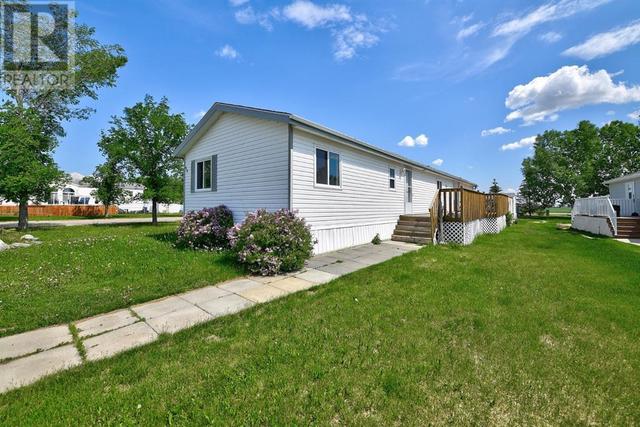 99 Clark Crescent, Home with 3 bedrooms, 2 bathrooms and 2 parking in Grande Prairie County No. 1 AB | Image 21