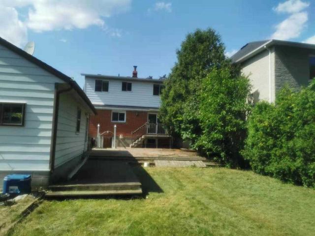 upper - 223 Pleasant Ave, House detached with 3 bedrooms, 2 bathrooms and 4 parking in Toronto ON | Image 10