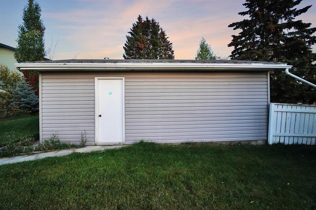 5707 53 Avenue, House detached with 3 bedrooms, 2 bathrooms and 2 parking in Rocky Mountain House AB | Image 18