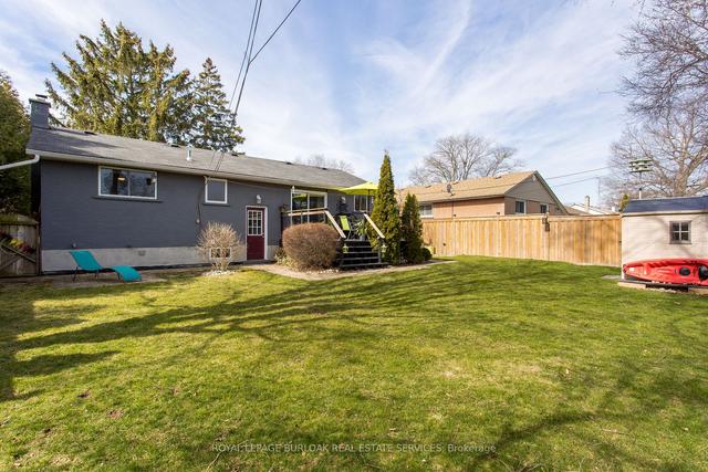 211 Hammersmith Crt, House detached with 3 bedrooms, 2 bathrooms and 5 parking in Burlington ON | Image 24