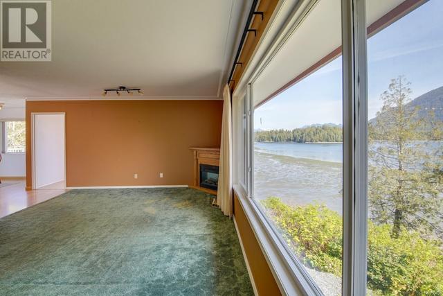 740 Campbell St, House detached with 4 bedrooms, 2 bathrooms and 6 parking in Tofino BC | Image 7