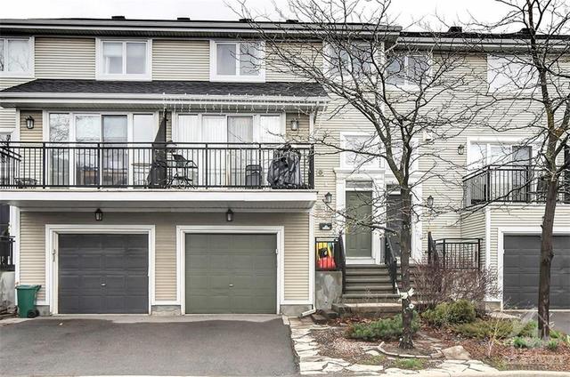 13 Maxton Private, Townhouse with 2 bedrooms, 2 bathrooms and 2 parking in Ottawa ON | Image 1