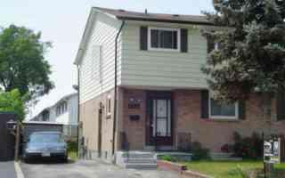 7302 Lancaster Ave, House semidetached with 4 bedrooms, 3 bathrooms and 4 parking in Mississauga ON | Image 1