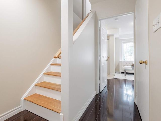 105 Weston Rd, Townhouse with 3 bedrooms, 3 bathrooms and 1 parking in Toronto ON | Image 13