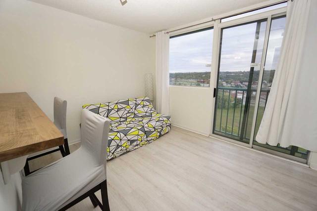 1502 - 75 Ellen St, Condo with 1 bedrooms, 1 bathrooms and 1 parking in Barrie ON | Image 8