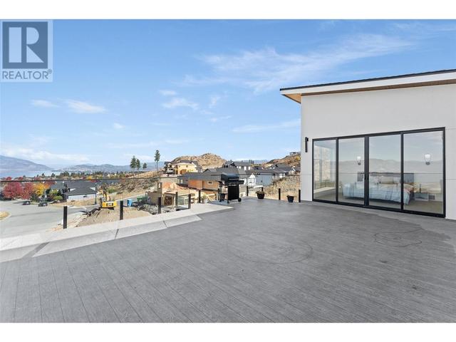 5555 Mountainside Drive, House detached with 4 bedrooms, 3 bathrooms and 5 parking in Kelowna BC | Image 17