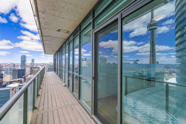 lph4901 - 55 Bremner Blvd, Condo with 3 bedrooms, 2 bathrooms and 1 parking in Toronto ON | Image 17