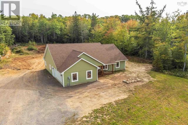 1386 Highway 201, House detached with 3 bedrooms, 2 bathrooms and null parking in Kings, Subd. A NS | Image 1
