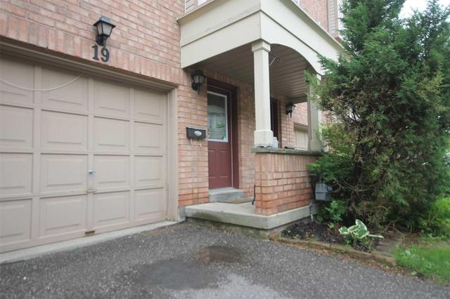 19 Mcgonigal Lane, Townhouse with 3 bedrooms, 2 bathrooms and 1 parking in Ajax ON | Image 13