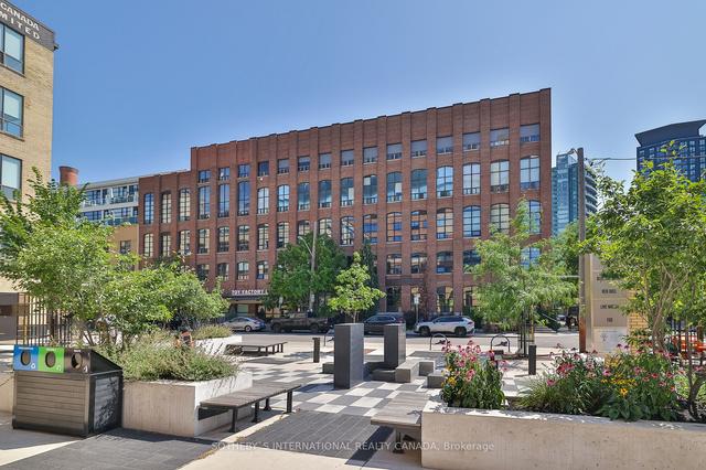 441 - 43 Hanna Ave, Condo with 3 bedrooms, 4 bathrooms and 1 parking in Toronto ON | Image 29