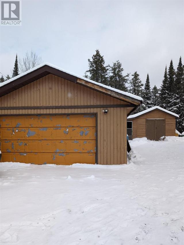 13052 Mapleward Rd, House detached with 3 bedrooms, 2 bathrooms and null parking in Thunder Bay ON | Image 35