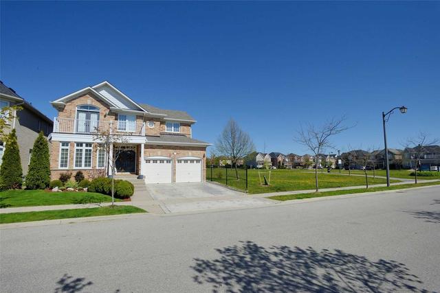 1153 Field Dr, House detached with 4 bedrooms, 4 bathrooms and 4 parking in Milton ON | Image 12
