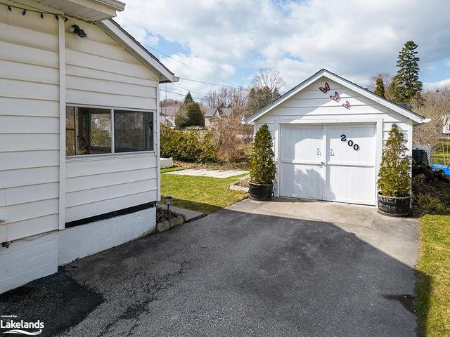 200 St. Vincent Street, House detached with 2 bedrooms, 1 bathrooms and 3 parking in Meaford ON | Image 17