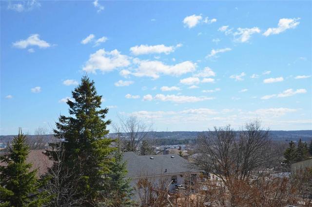59 Browning Tr, House detached with 3 bedrooms, 3 bathrooms and 3 parking in Barrie ON | Image 18