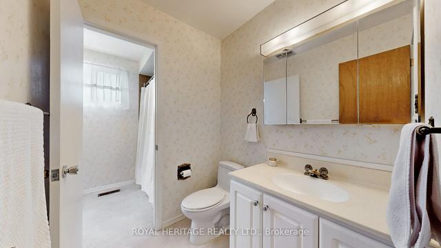1 Conference Blvd, House detached with 3 bedrooms, 2 bathrooms and 2 parking in Toronto ON | Image 7