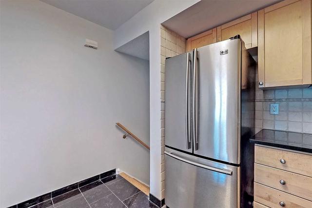 1541 - 5 Everson Dr, Townhouse with 2 bedrooms, 2 bathrooms and 1 parking in Toronto ON | Image 6