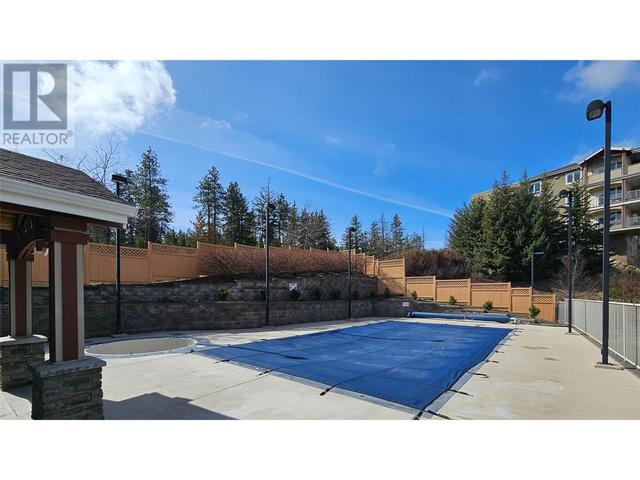 3314 - 1990 Upper Sundance Drive, Condo with 2 bedrooms, 2 bathrooms and 1 parking in West Kelowna BC | Image 3