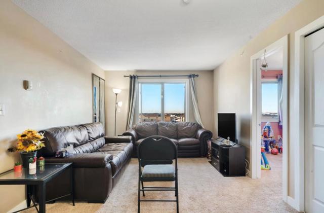 404 - 7110 80 Avenue Ne, Condo with 2 bedrooms, 2 bathrooms and 1 parking in Calgary AB | Card Image