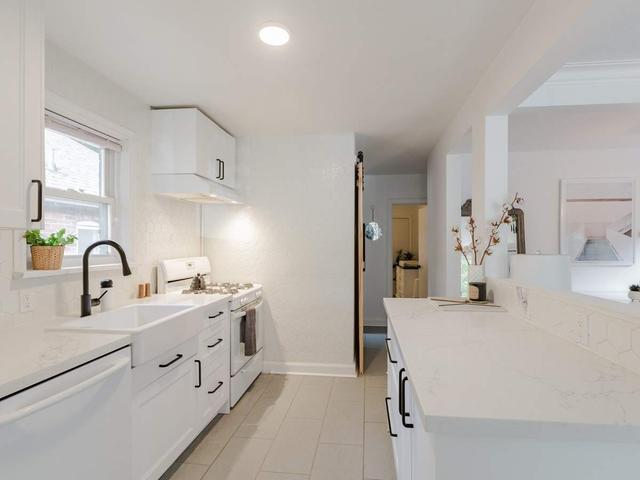 1191 Islington Ave, House detached with 2 bedrooms, 2 bathrooms and 3 parking in Toronto ON | Image 17