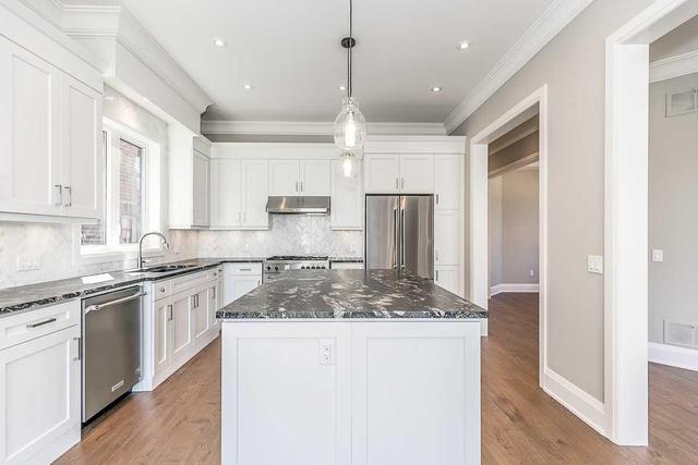 80 Portage Ave, House detached with 5 bedrooms, 5 bathrooms and 4 parking in Richmond Hill ON | Image 10