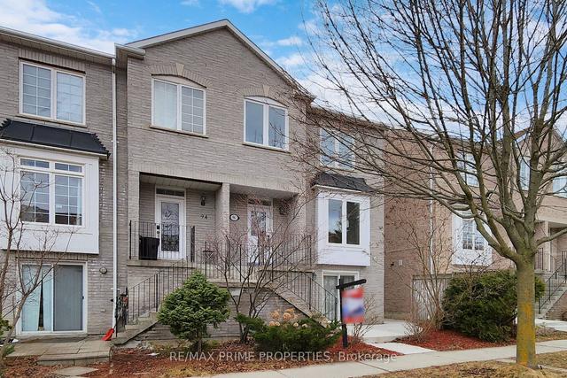96 Sunway Sq, House attached with 3 bedrooms, 3 bathrooms and 3 parking in Markham ON | Image 1