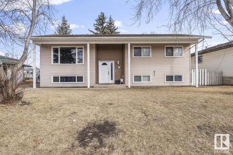4403 44 Av, House detached with 5 bedrooms, 2 bathrooms and null parking in Bonnyville AB | Card Image