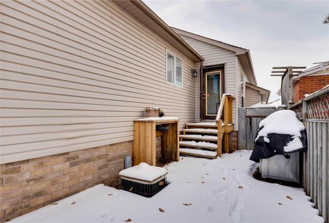 52 Draper Cres, House detached with 3 bedrooms, 3 bathrooms and 3 parking in Barrie ON | Image 31
